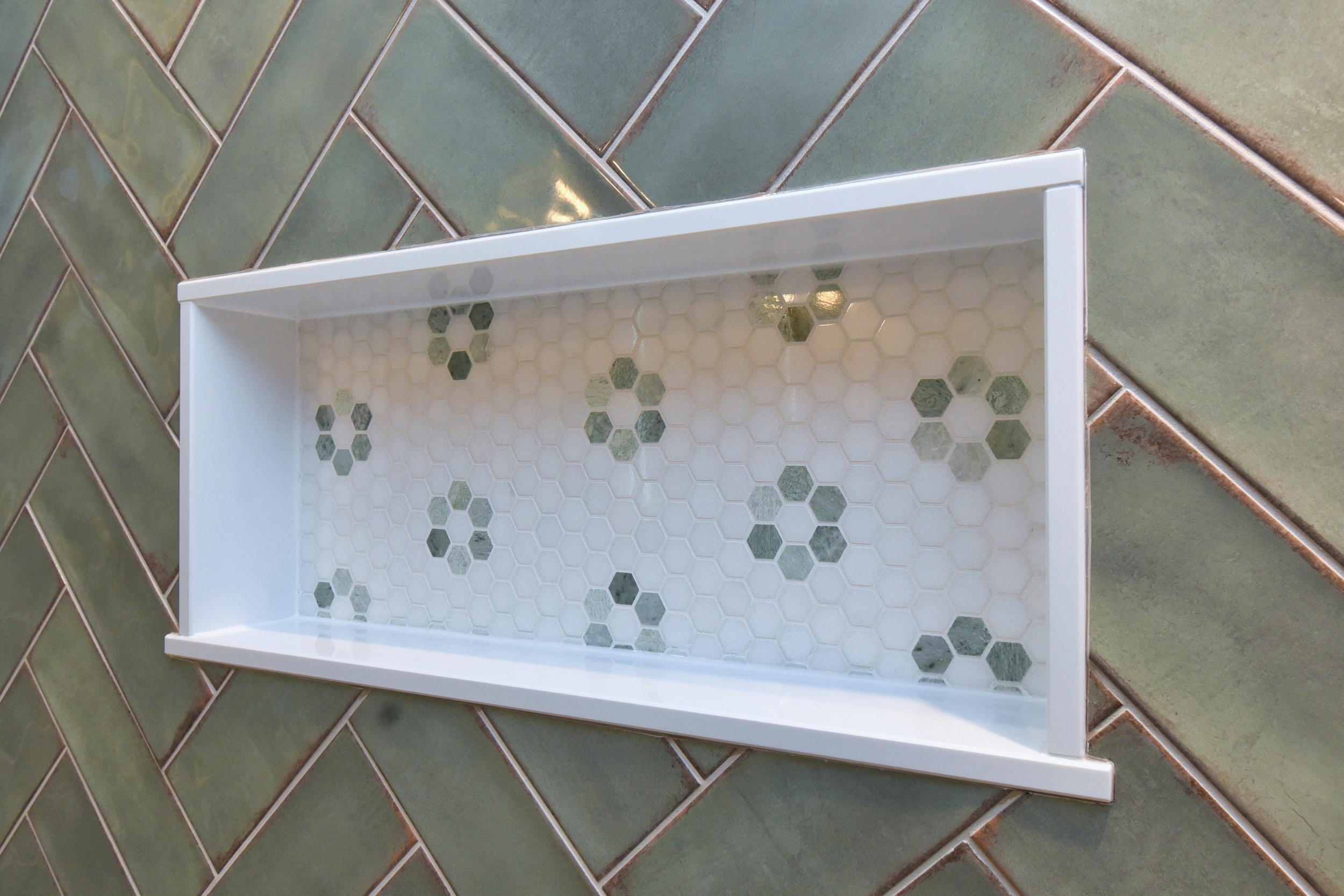 Custom shower niche detail